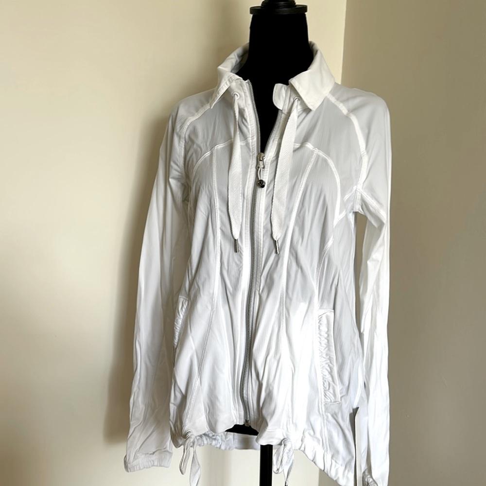 New Lululemon transition jacket size 6